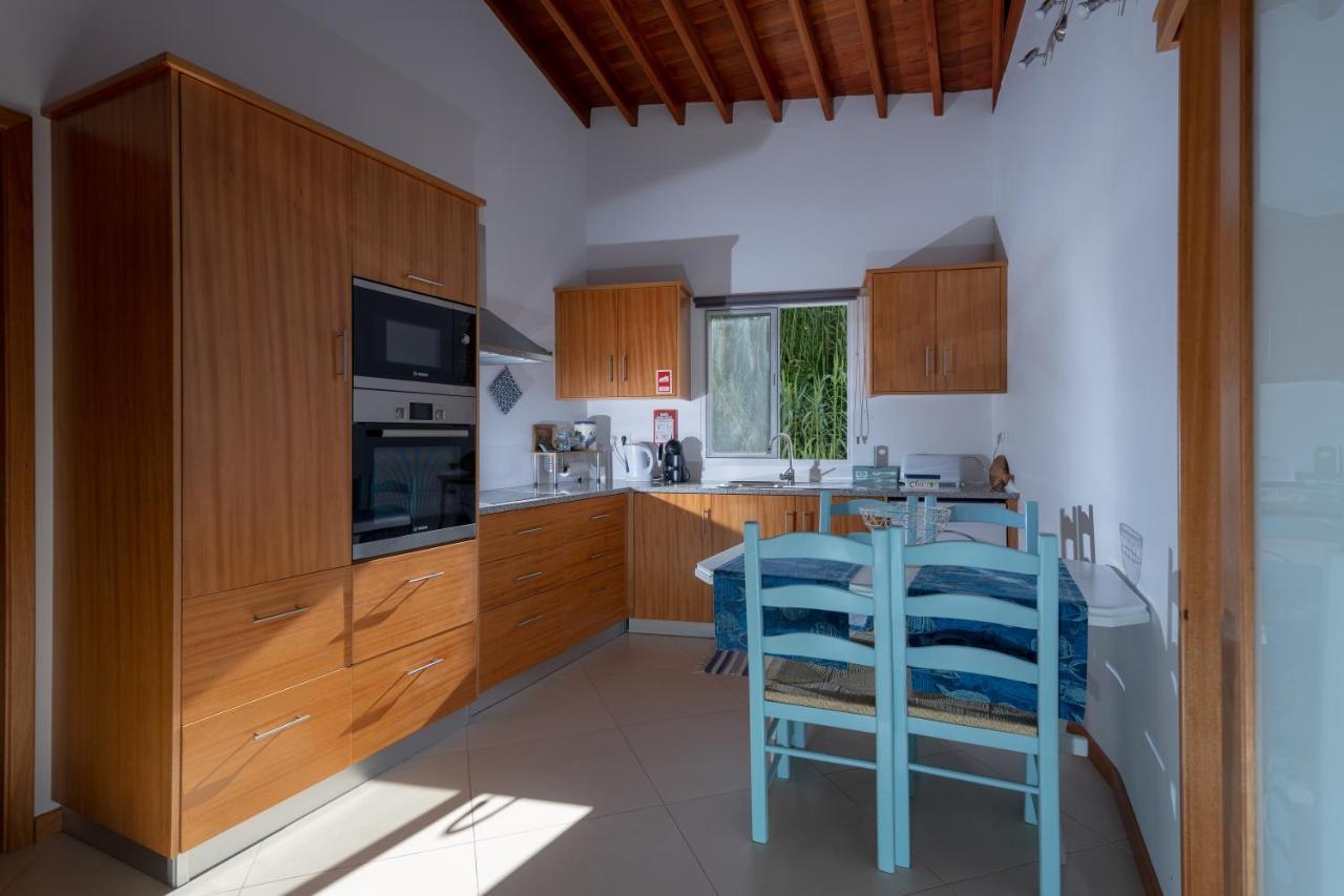 Вилла Casa Da Ribeira Dos Moinhos Рибейра-Гранди Экстерьер фото